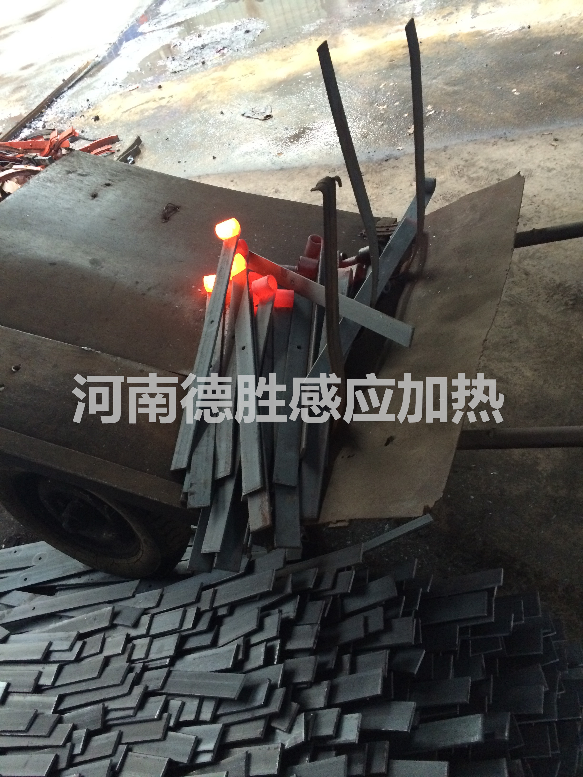 板簧卷耳感应加热